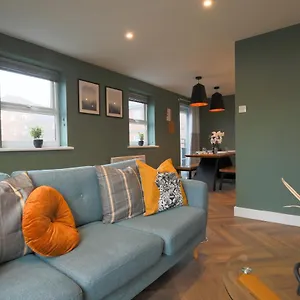 Stayright Stylish Bay 2 Bed Apartment- Private Parking & 10 Mins To Bay & , Cardiff United Kingdom